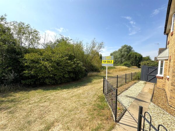 Rose Close, Corby