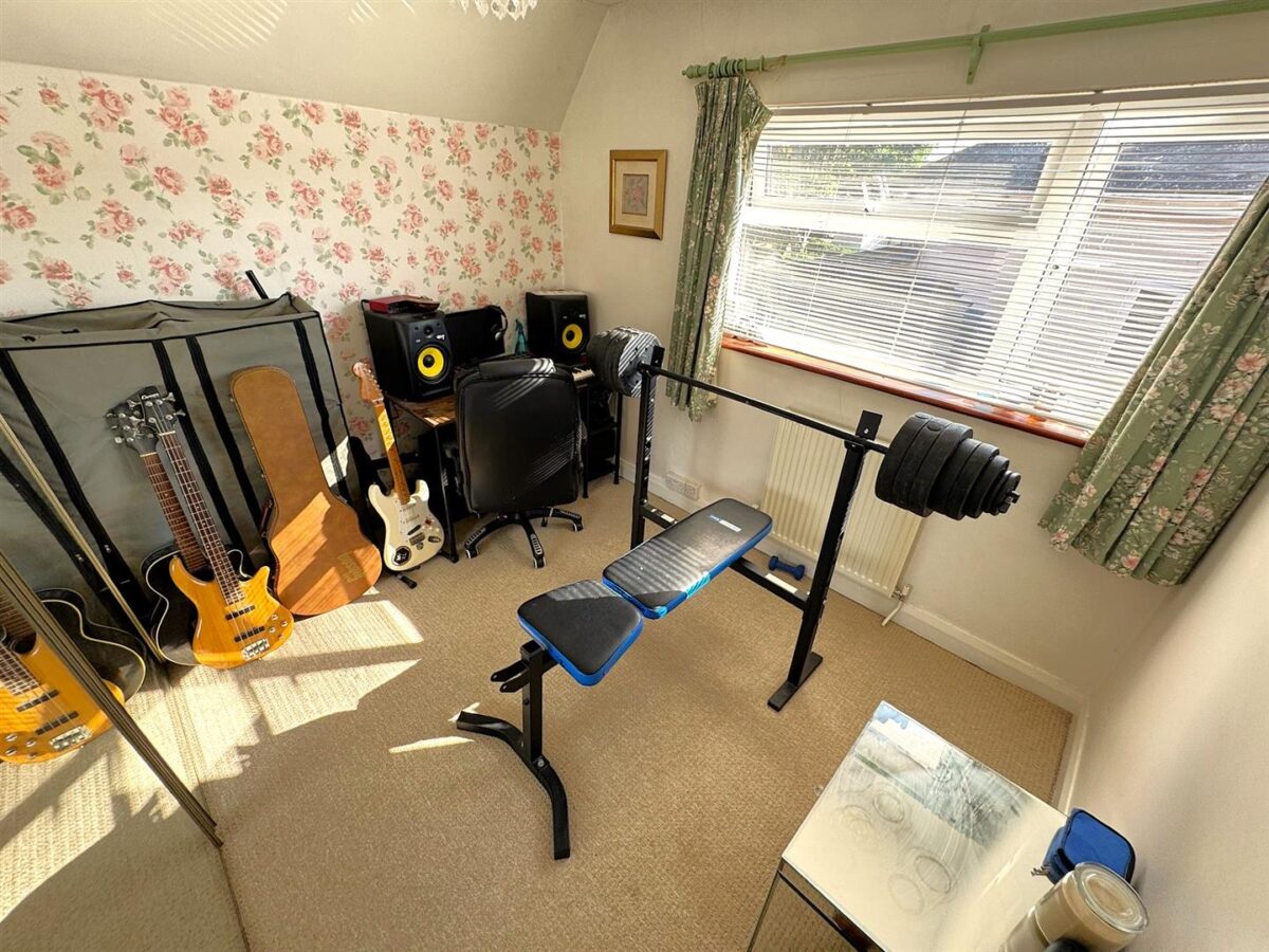 Chapman Grove, Corby
