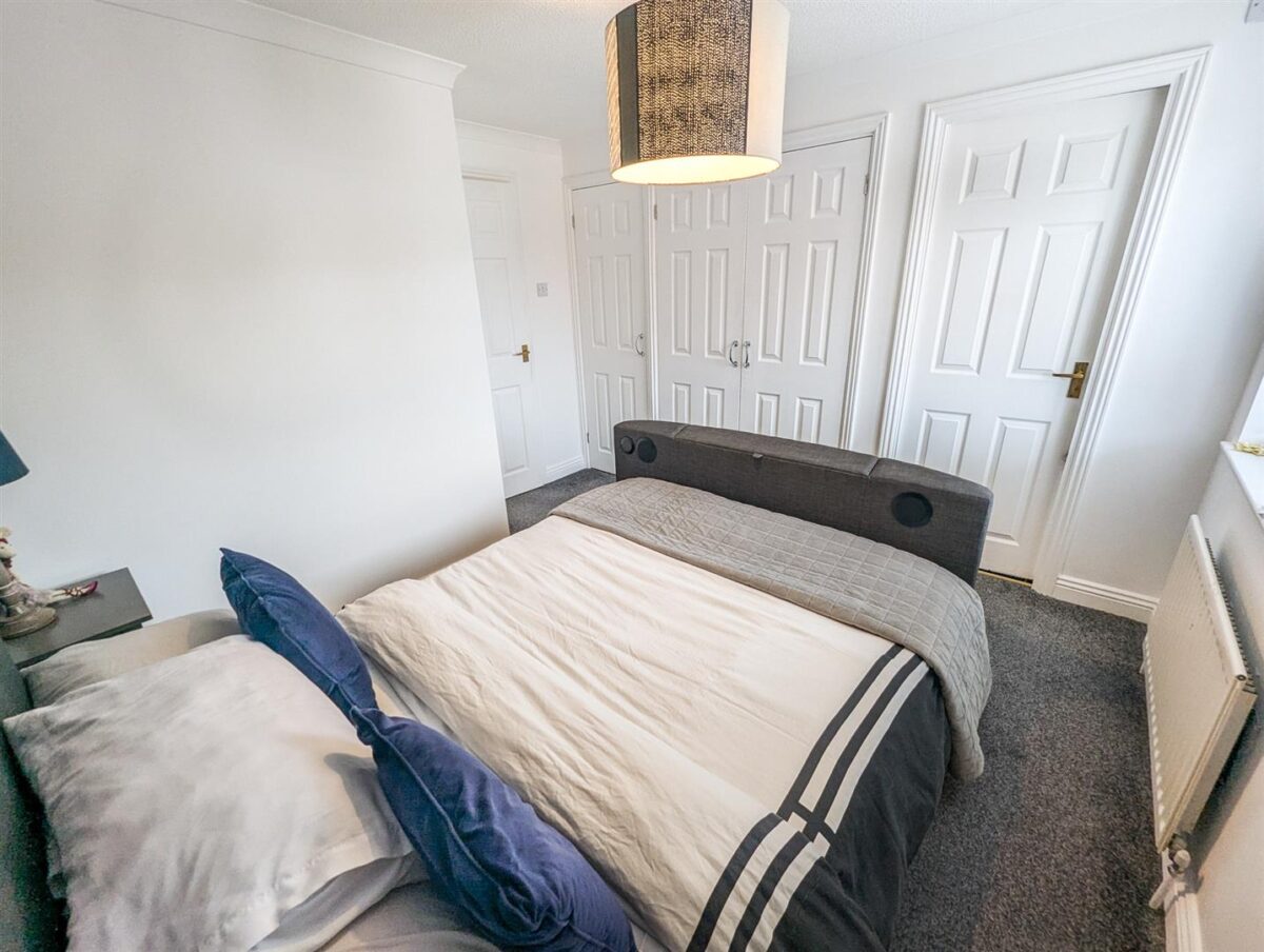 Little Meadow, Great Oakley, Corby