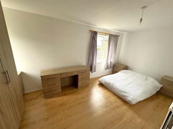 Bamburg Close, Corby