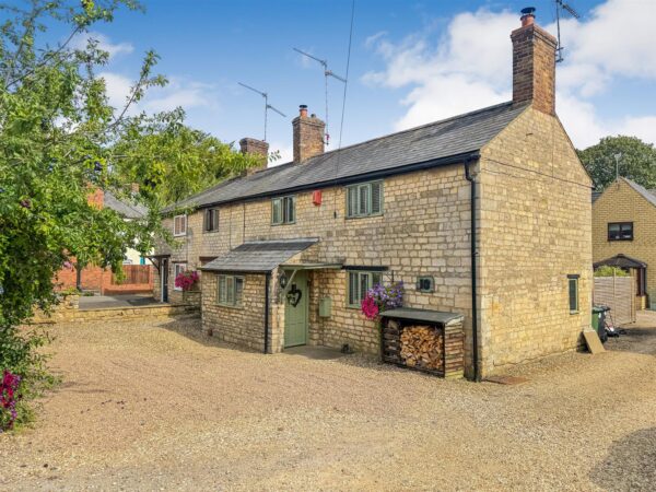 Chapel Road, Weldon, Corby