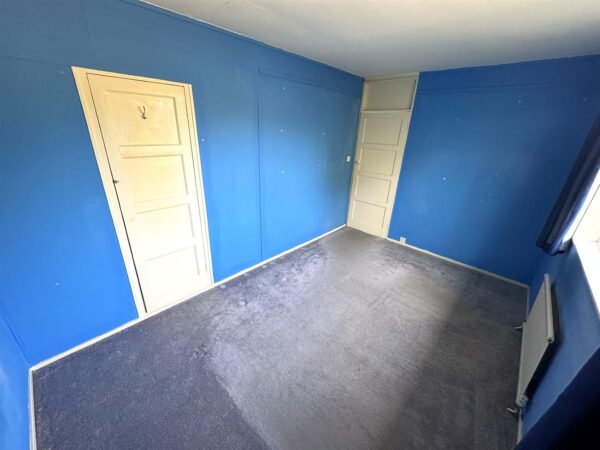 Welland Vale Road, Corby