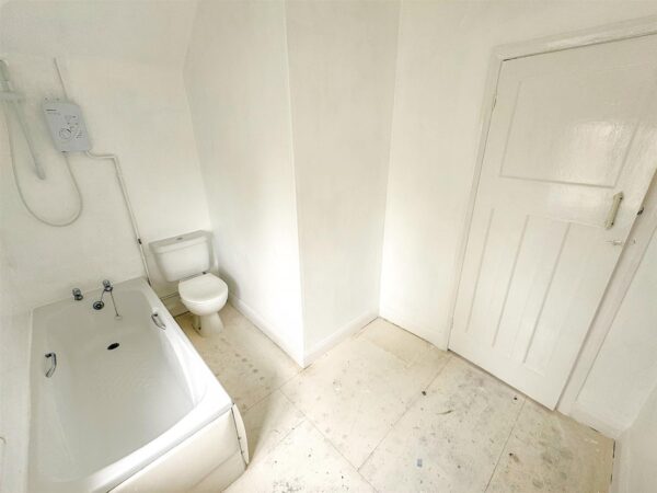 Studfall Avenue, Corby