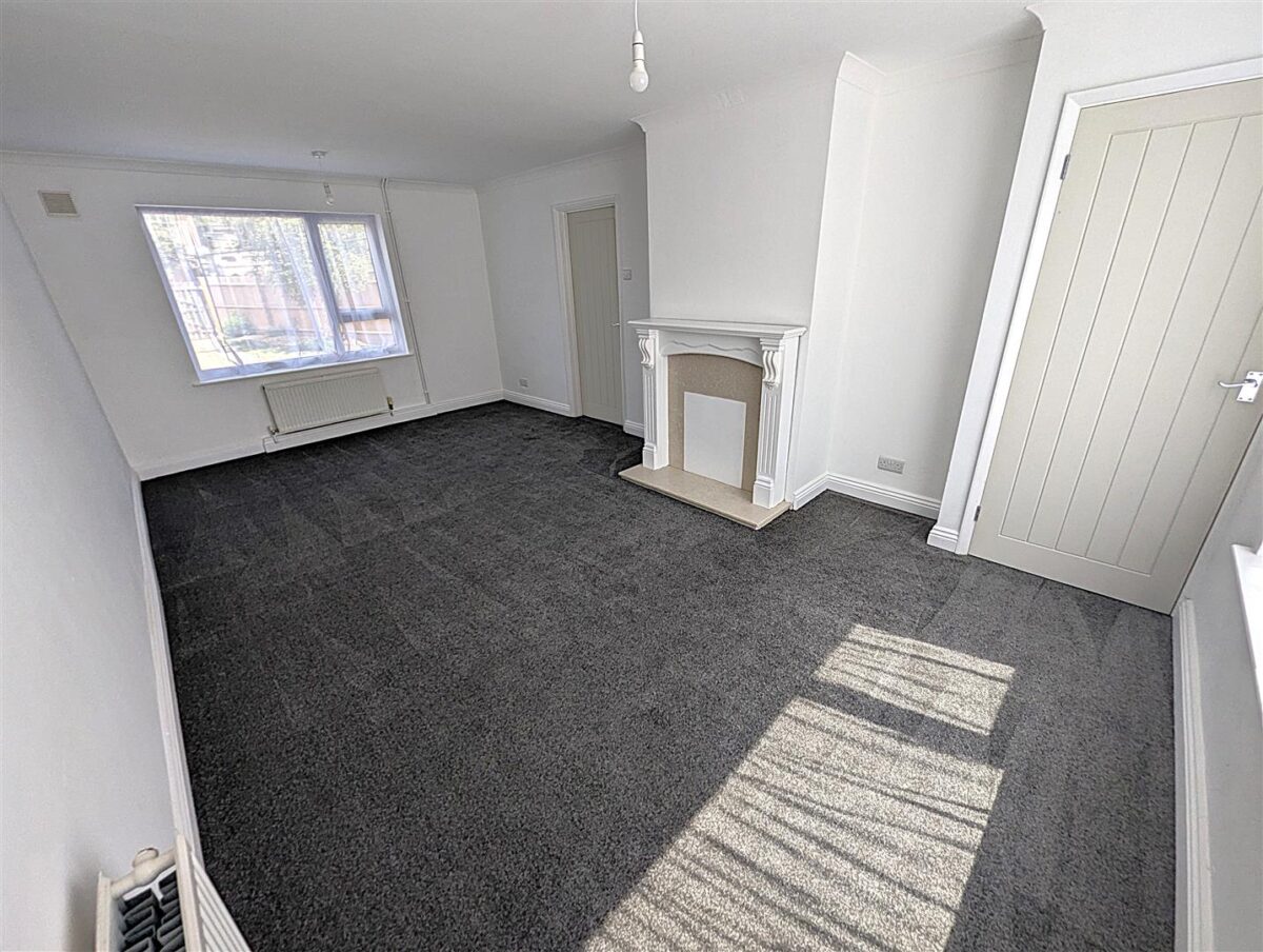Worksop Gardens, Corby