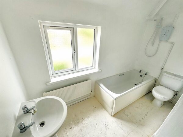 Studfall Avenue, Corby