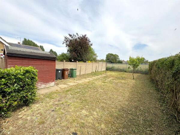 Studfall Avenue, Corby