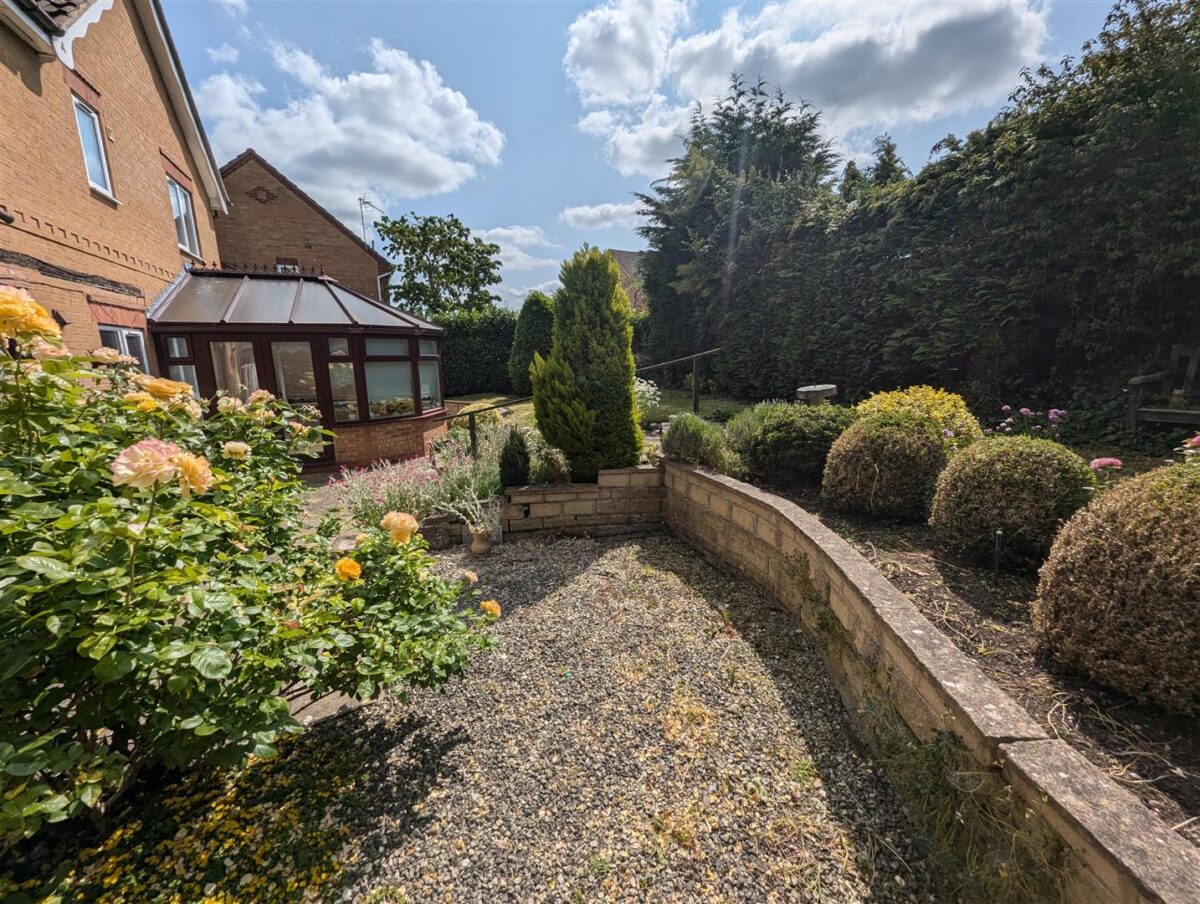 Hempland Close, Great Oakley, Corby