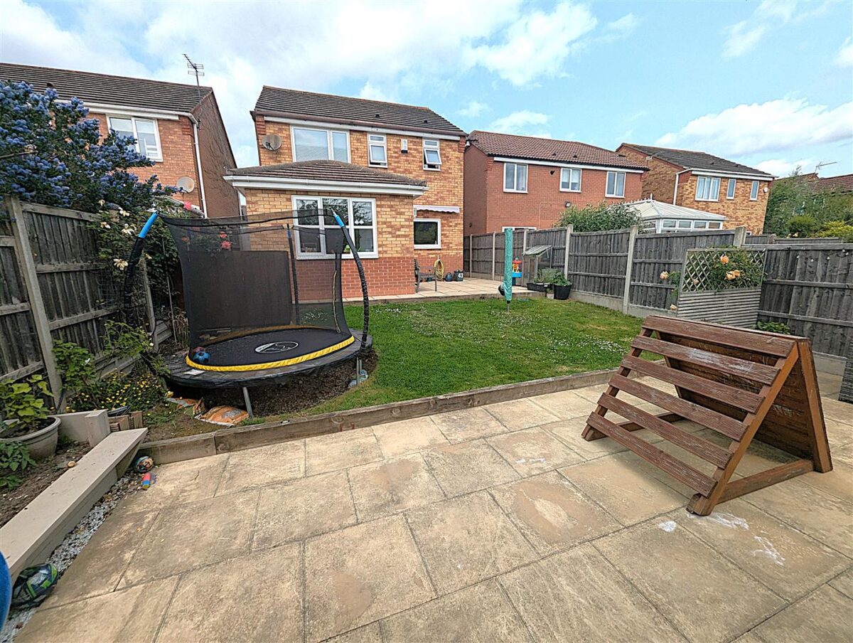 Garston Road, Corby