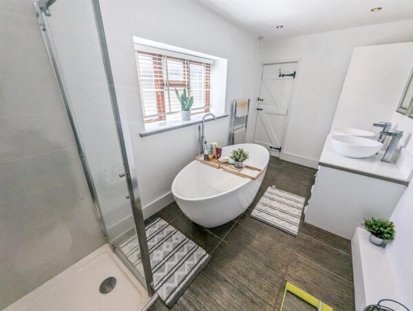 Chapel Road, Weldon, Corby