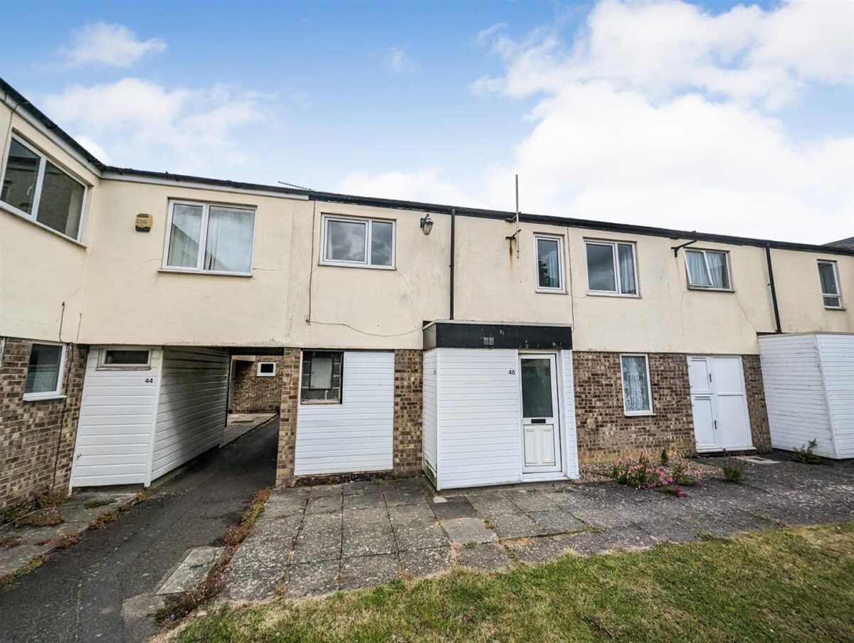 Greig Walk, Corby