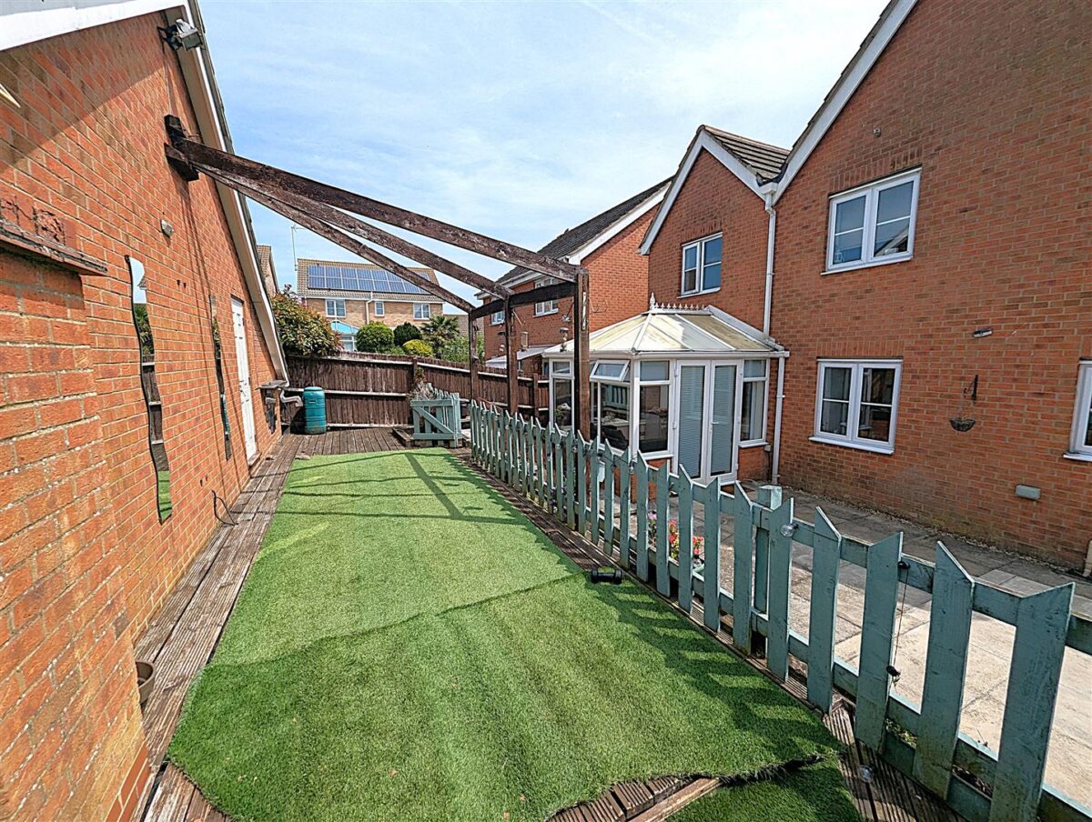 Rochester Road, Corby