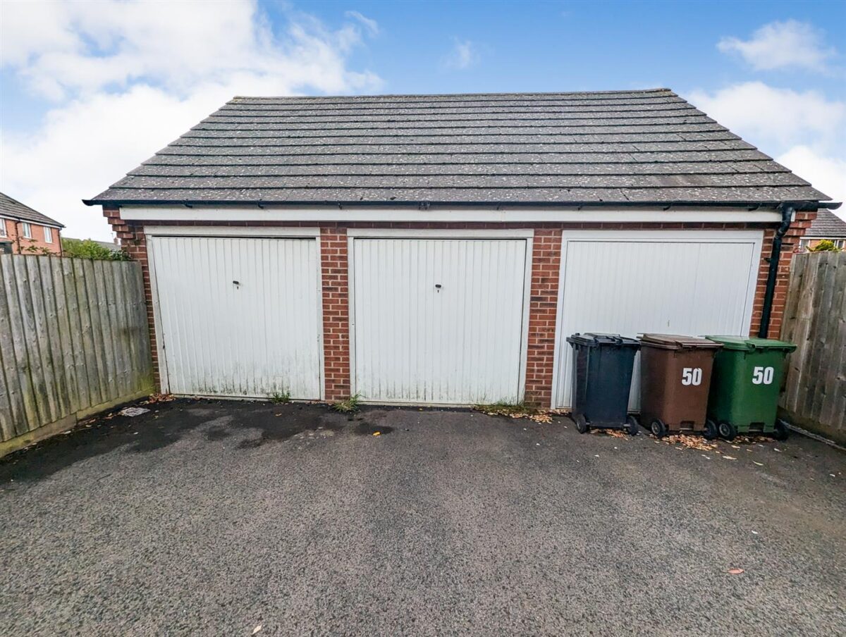 Flycatcher Road, Corby