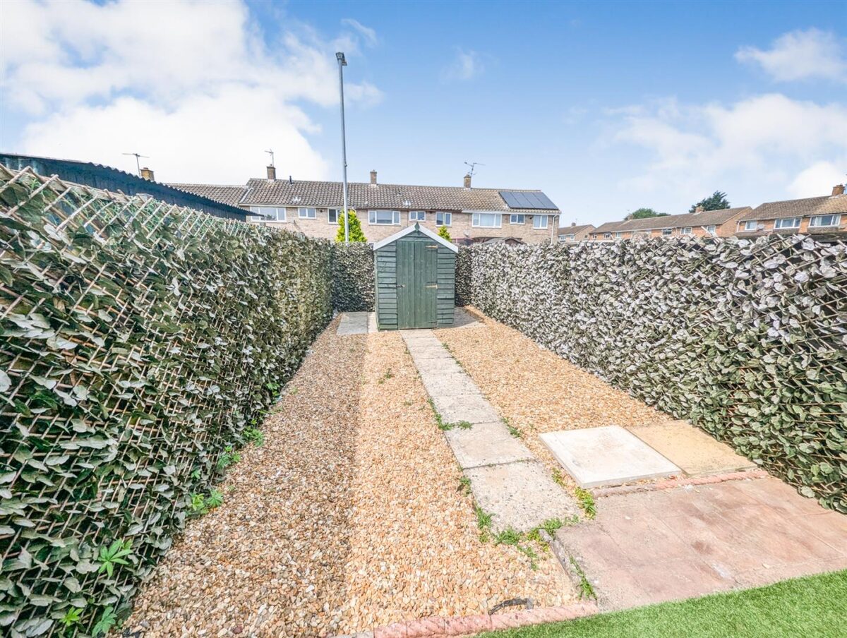 Thurso Walk, Corby
