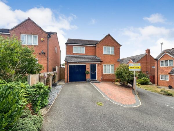 Lowry Close, Corby