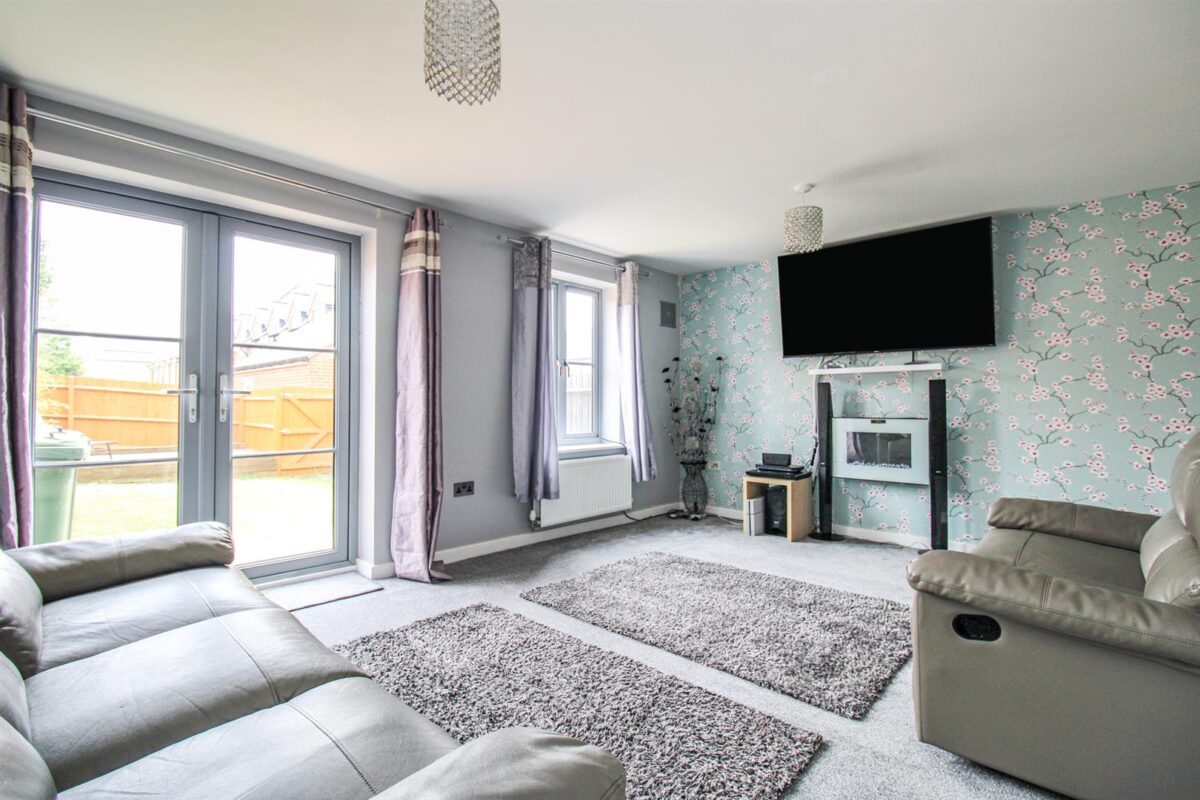 Eydon Drive, Corby