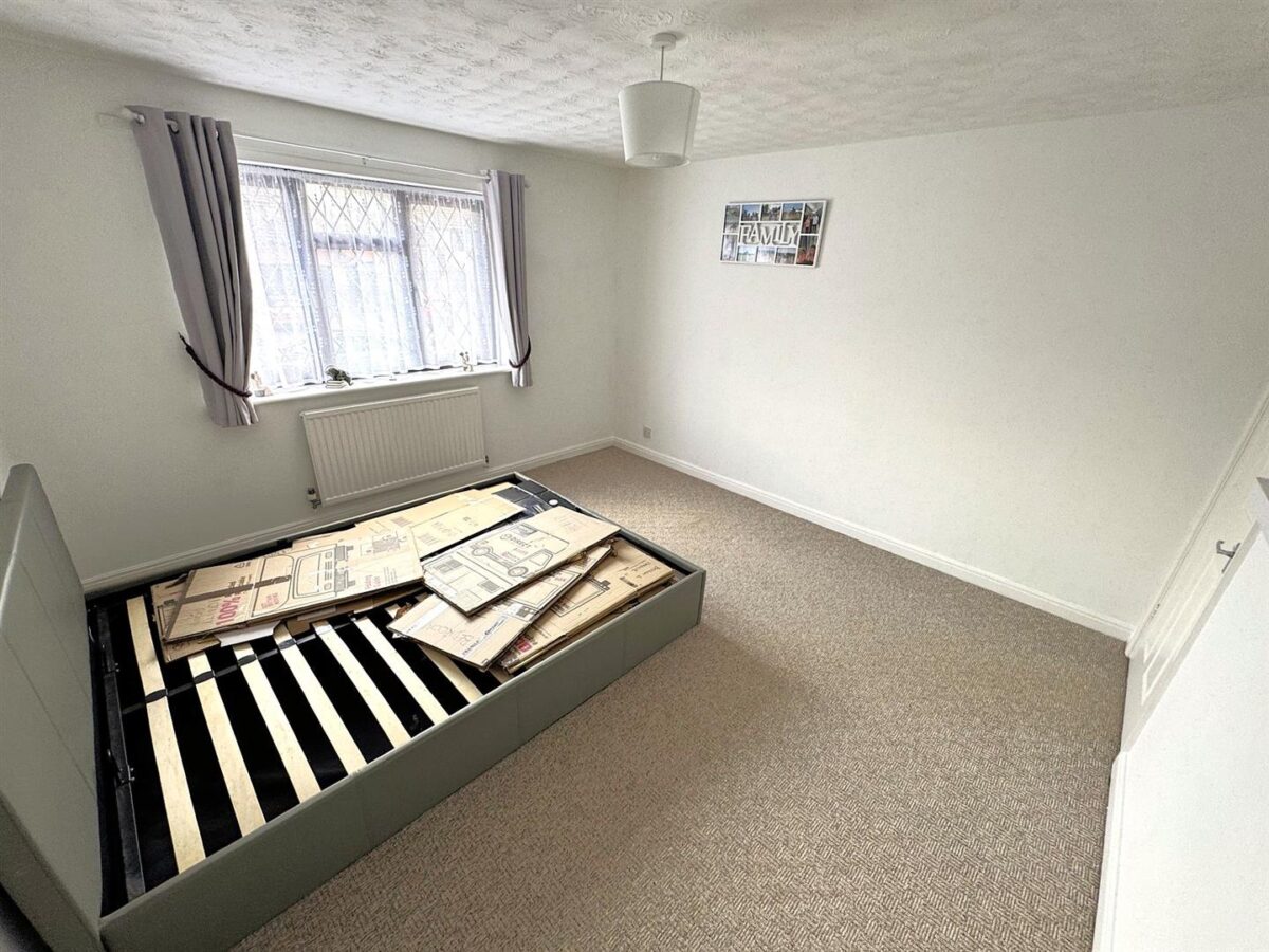 Hoppet Close, Great Oakley, Corby