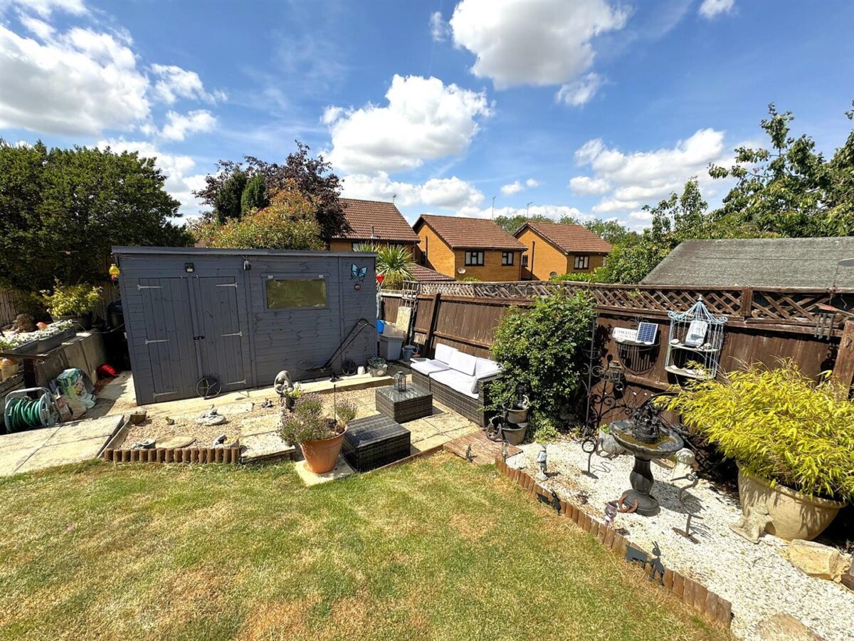 Hoppet Close, Great Oakley, Corby