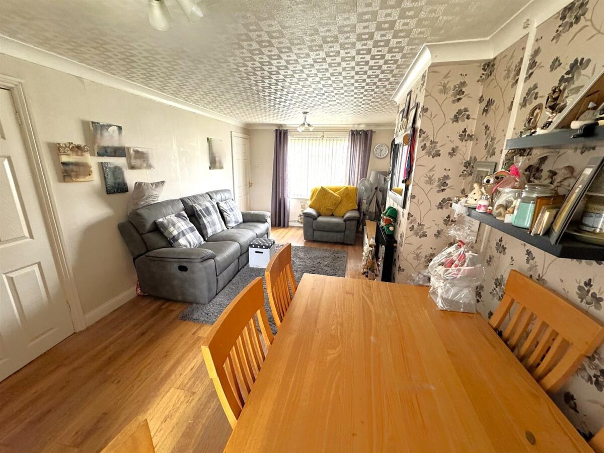 Stuart Road, Corby