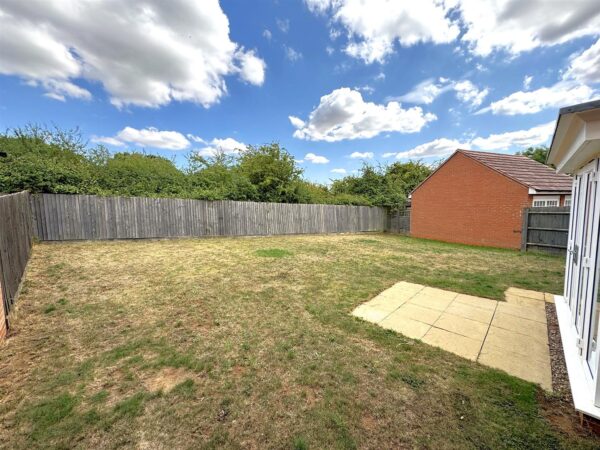 Stanley Close, Corby