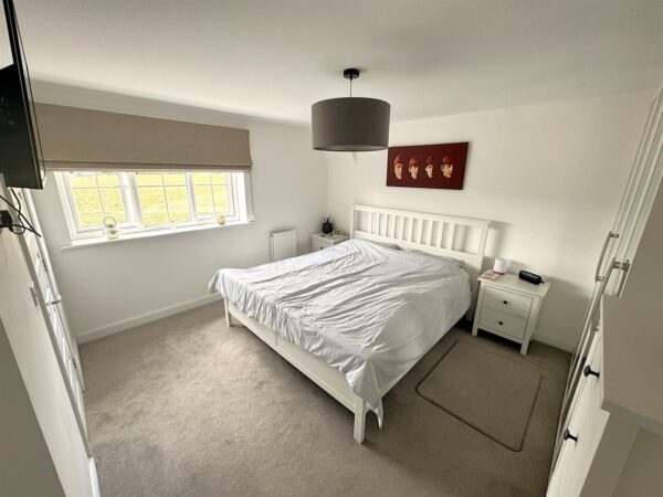 Stanley Close, Corby
