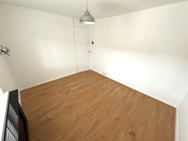Dobson Walk, Corby