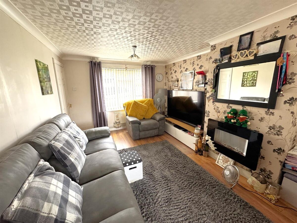 Stuart Road, Corby