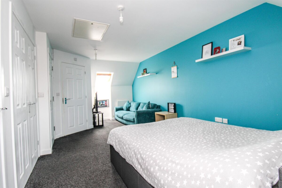 Eydon Drive, Corby