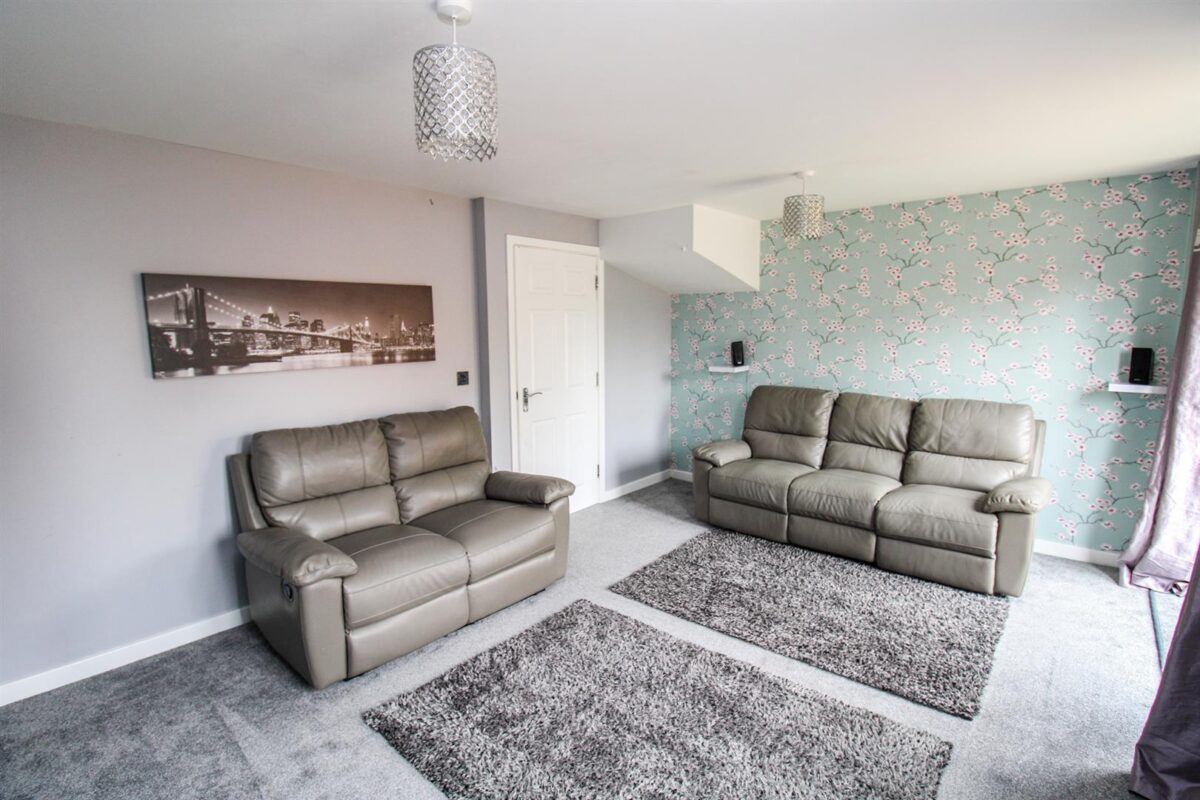 Eydon Drive, Corby