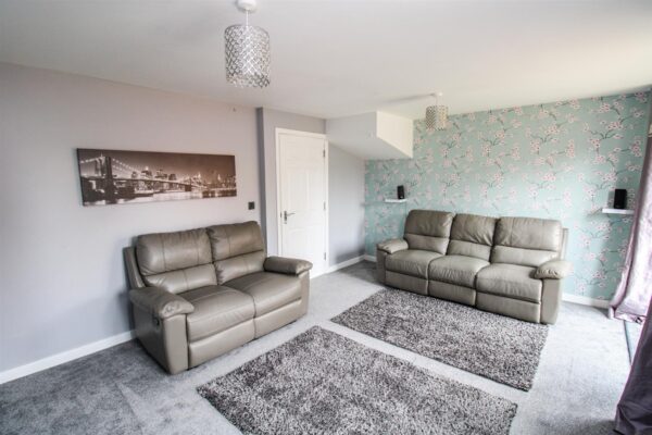 Eydon Drive, Corby