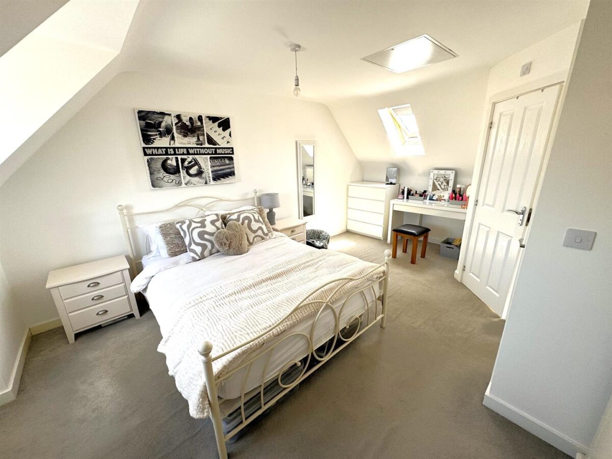 Airfield Way, Weldon, Corby
