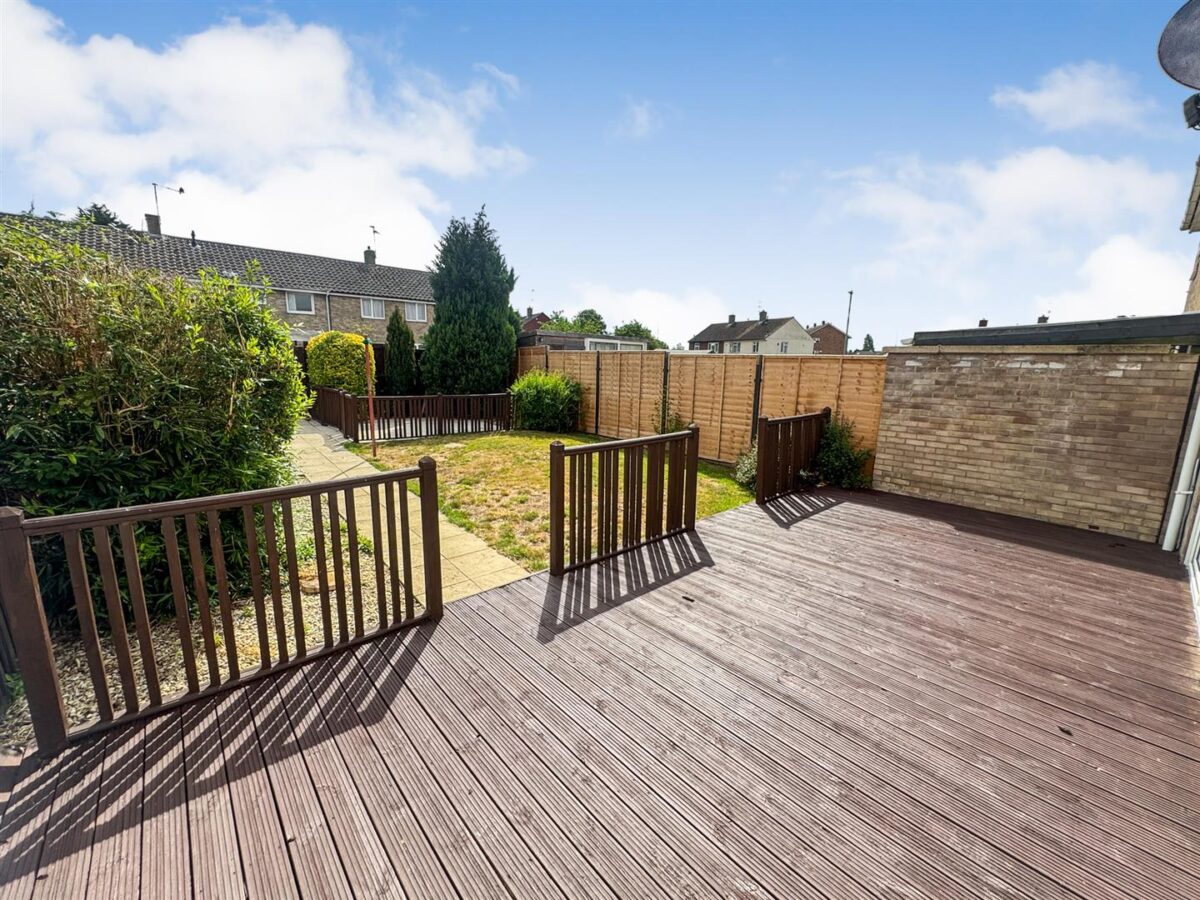 Thurso Walk, Corby