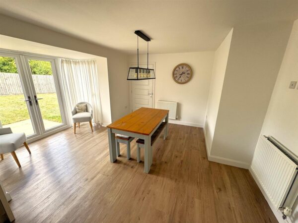 Stanley Close, Corby