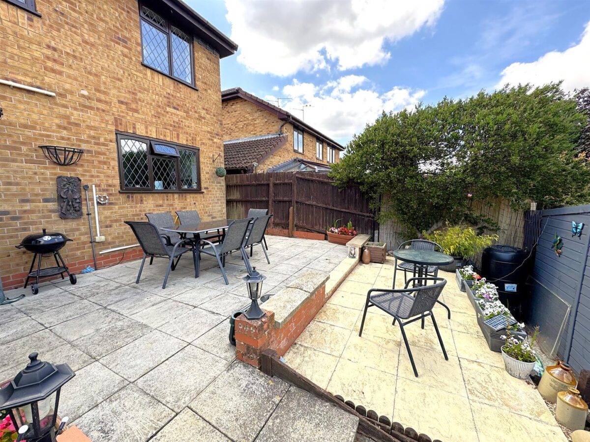 Hoppet Close, Great Oakley, Corby