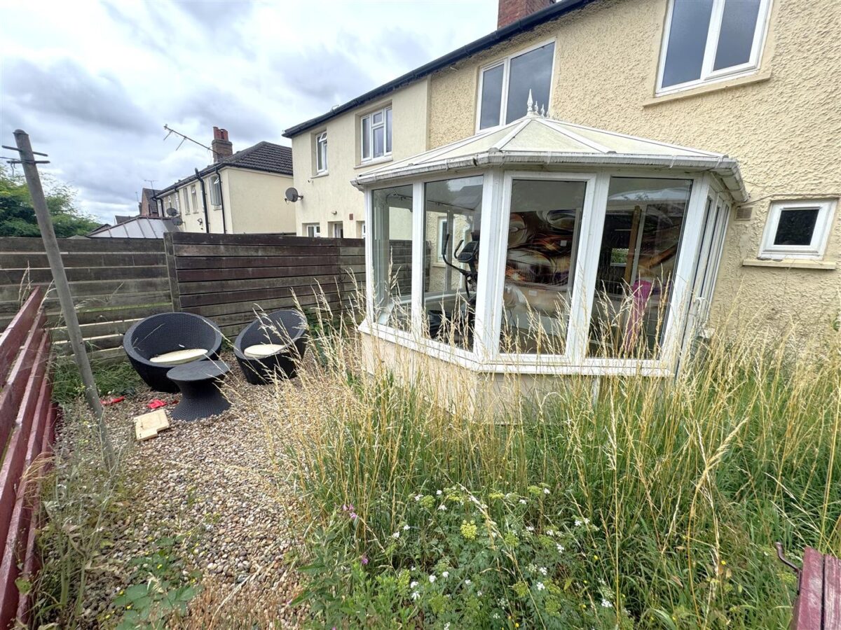 Alexandra Road, Desborough, Kettering