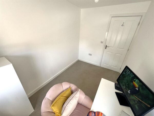 Airfield Way, Weldon, Corby
