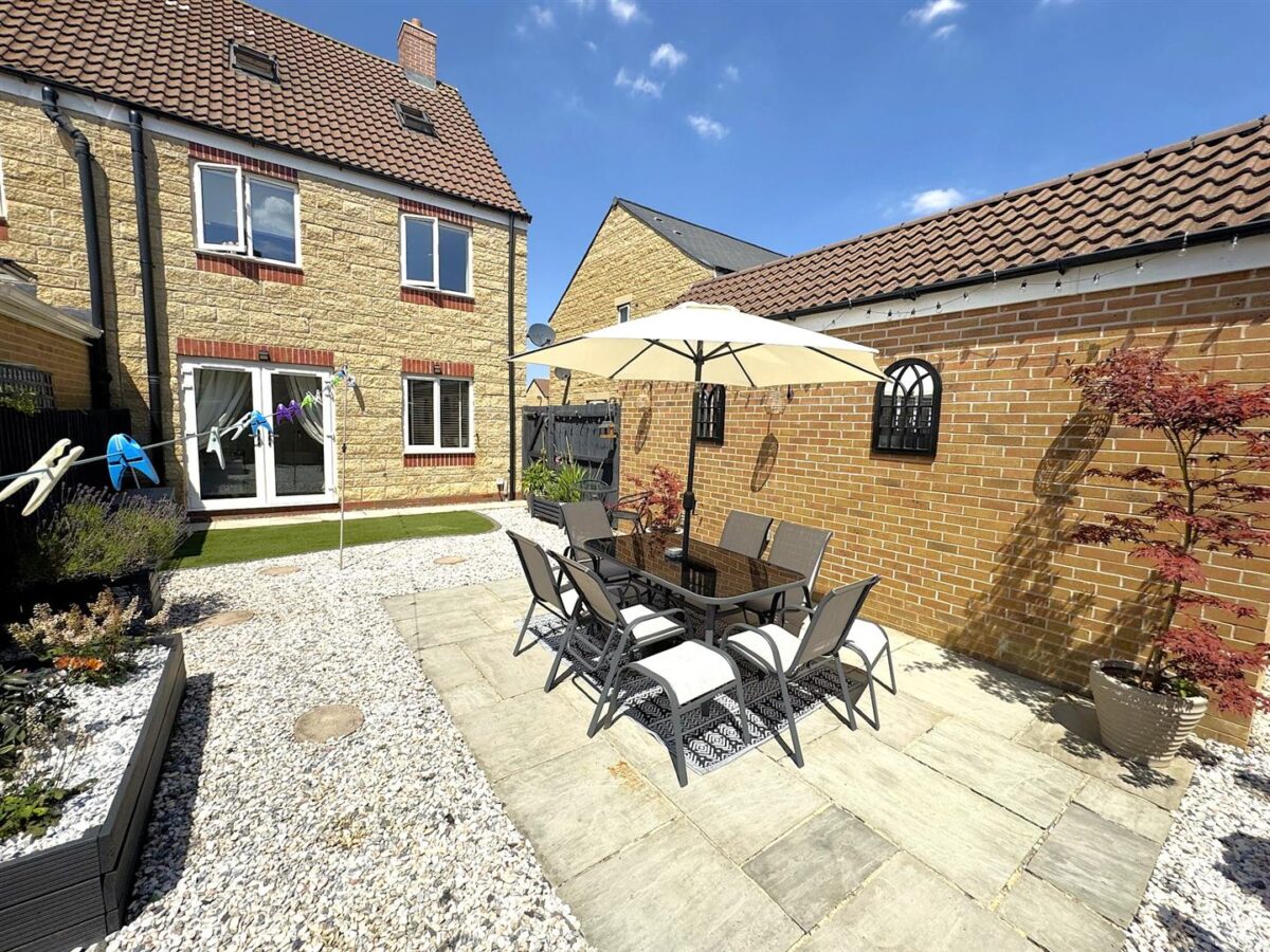 Airfield Way, Weldon, Corby