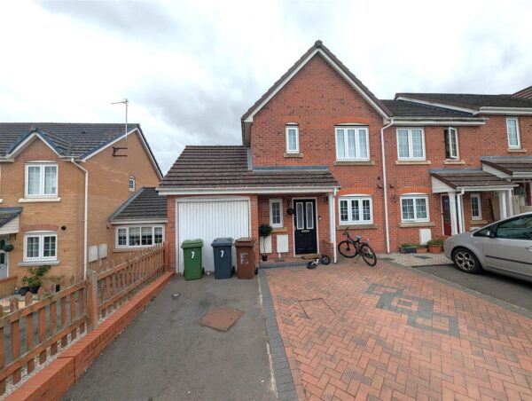 Gainage Close, Corby