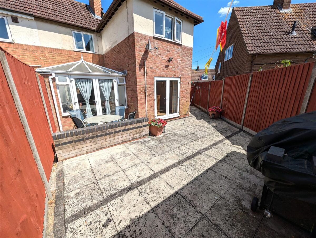 Westfields Road, Corby