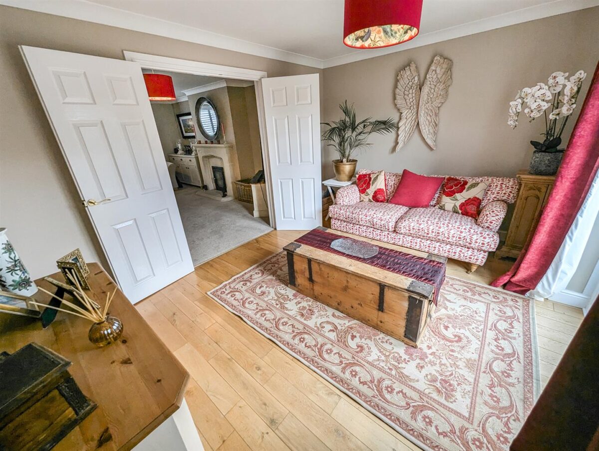 Corby Road, Weldon, Corby