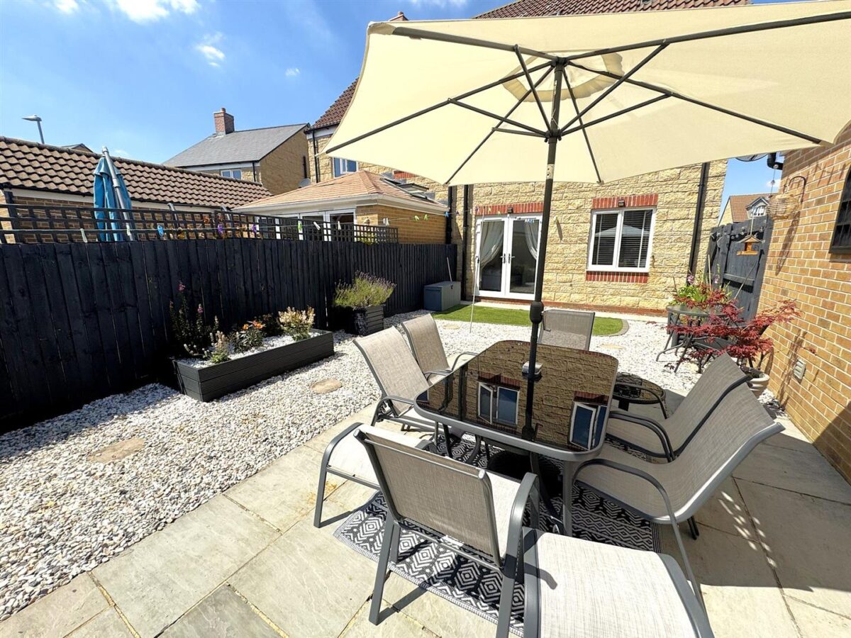 Airfield Way, Weldon, Corby