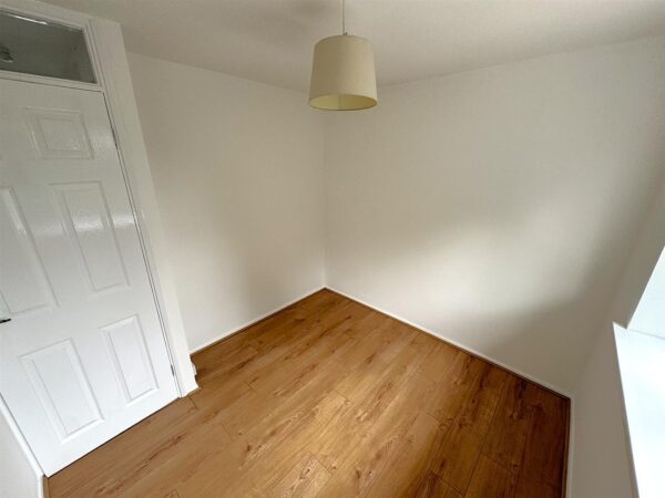 Dobson Walk, Corby