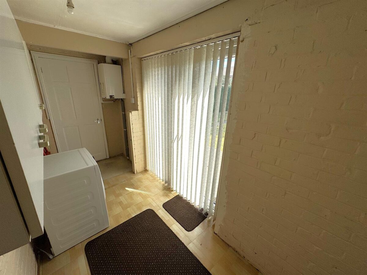 Cambridge Avenue, Corby