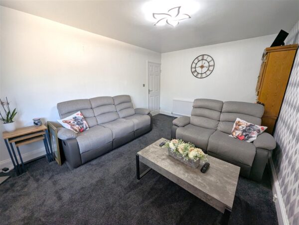 Baltic Close, Corby