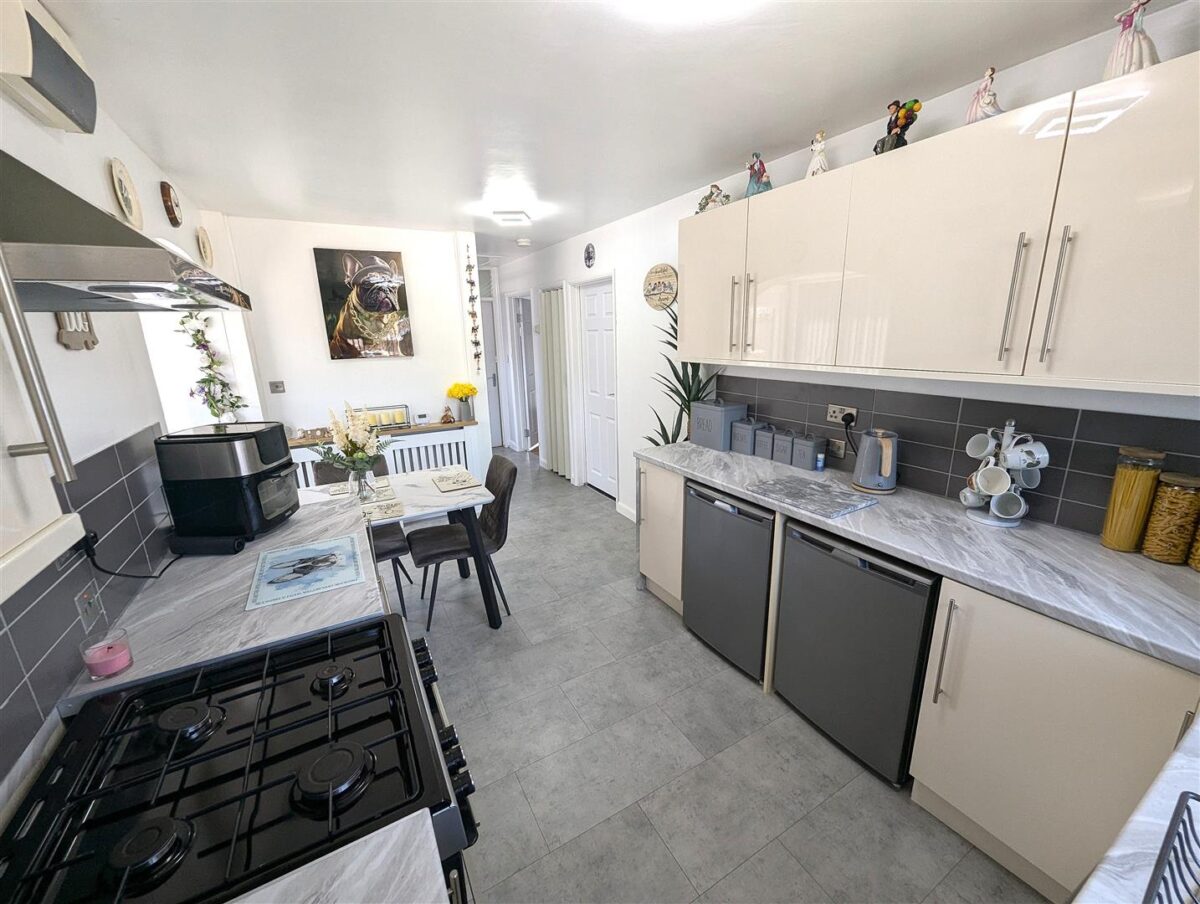 Baltic Close, Corby