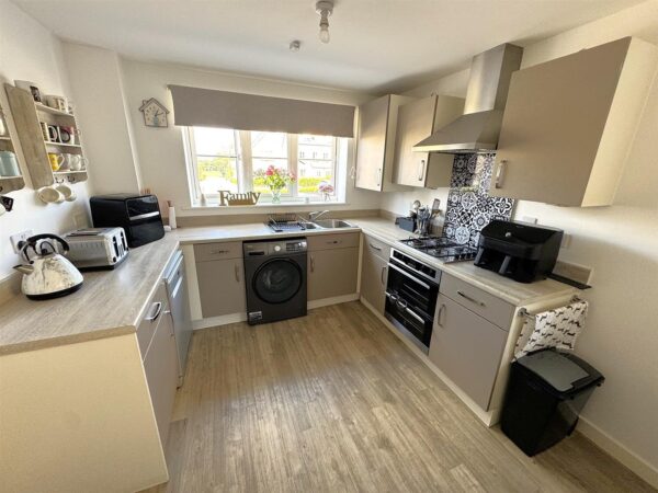 Airfield Way, Weldon, Corby