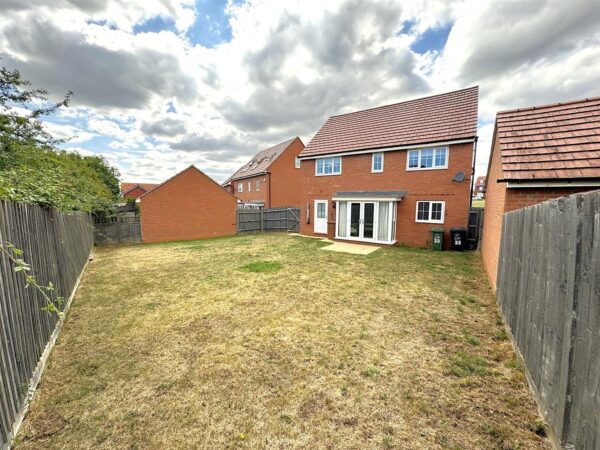 Stanley Close, Corby