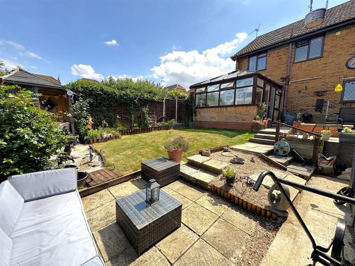 Hoppet Close, Great Oakley, Corby