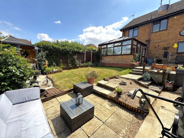 Hoppet Close, Great Oakley, Corby