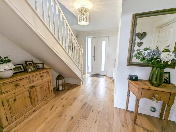 Corby Road, Weldon, Corby