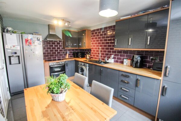 Eydon Drive, Corby